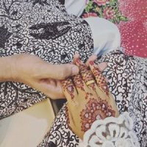 Fitriyani profile icon