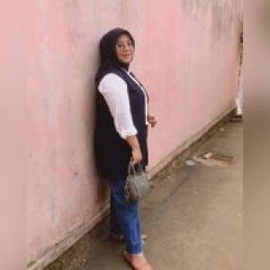 Rosi Nurlela profile icon