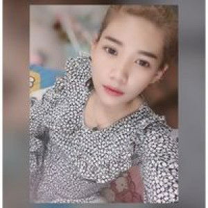 Aom Aom profile icon