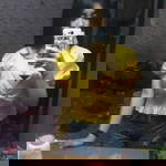 เฟิร์น ขี้งอล. profile icon