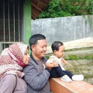 Umi Lailatul Hidayah profile icon