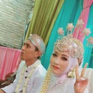 May Putri Bungsu profile icon