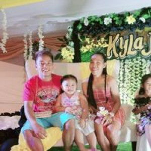 Erleen Simeon profile icon