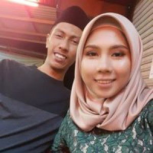 Nur Dyla profile icon