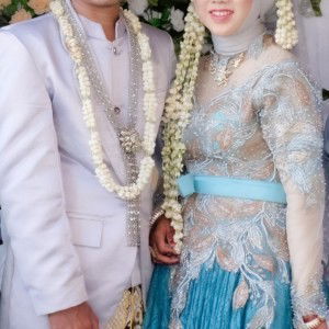 Dewi Yuliana profile icon