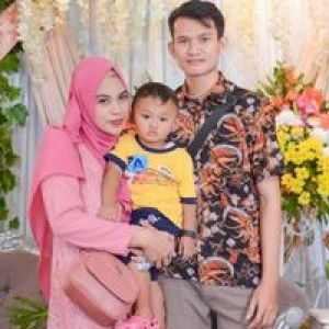 Yeni Hidayah profile icon