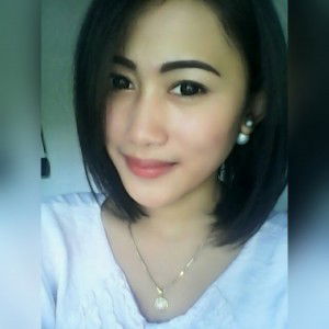 intan ratnasari profile icon