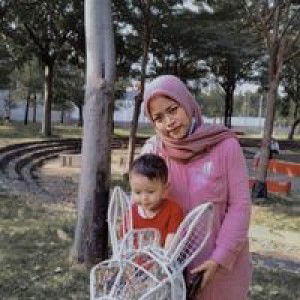 Nur Leli Fadilah profile icon