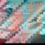 Riska Fitria profile icon