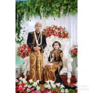 Ika Suviani Viani profile icon