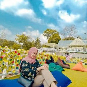 Suci Rahmawati profile icon