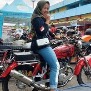 Anii Suryatii profile icon