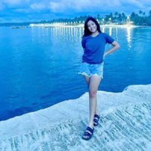 Nicole Valenzuela profile icon