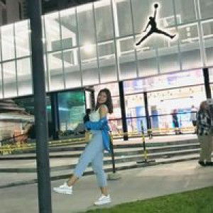 Joana Alapide Tortogo profile icon