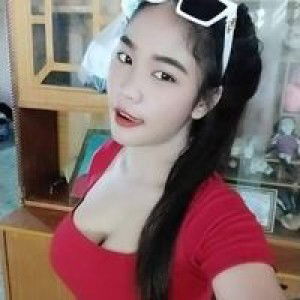 นุ๋ สุ คำลังพิม profile icon