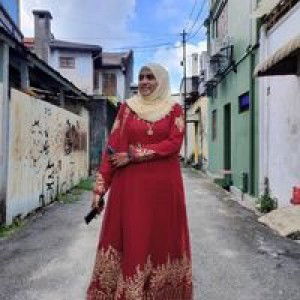 QiFana Mustaffa profile icon