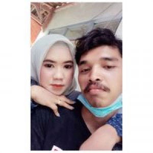 หญิงสาว เล็ก profile icon