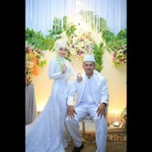 Silvi Novitasari profile icon