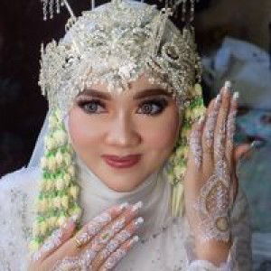 Hana Muzoffar profile icon