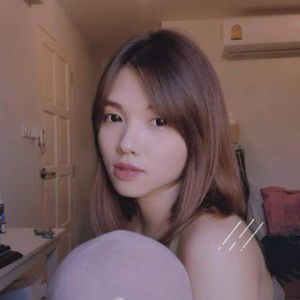 PRAEW PRAWIKA profile icon