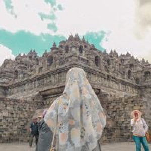 Rina Melati profile icon