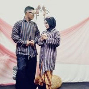 Dewi Rahayu profile icon