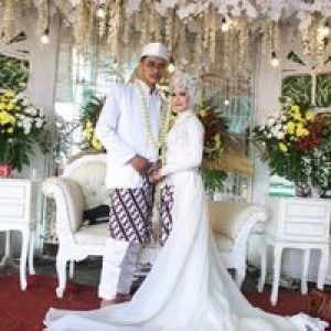 Yunik Sukandi profile icon