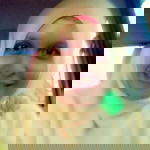 Dewi Ningsih profile icon