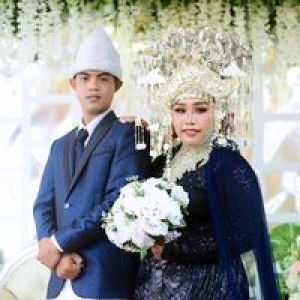 Rinta Apriliani profile icon