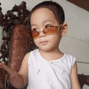 Cheeza Pepinas profile icon