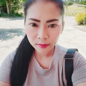 รักแค่ครั้งละคน เชื่อใจได้คนละครั้ง profile icon