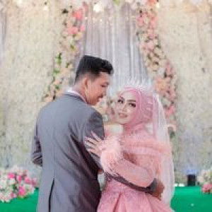 Riska Amalia profile icon