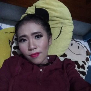 Rossy Yanti ningrum profile icon