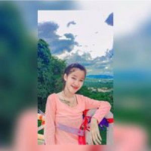 Fon Meenavong profile icon