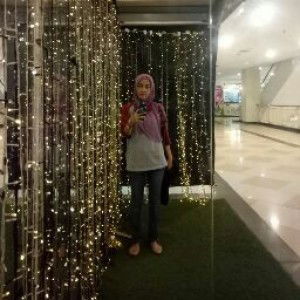 Yuli Safitri profile icon