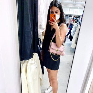 Christine D. Reyes profile icon