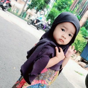 Adeliana Putri Suwiryo profile icon