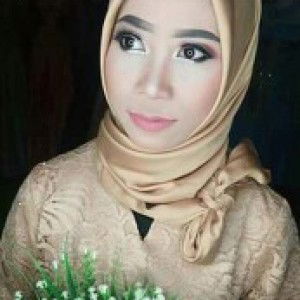 Rini Susantie profile icon