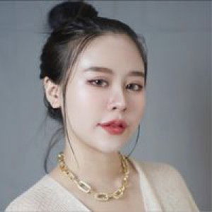 FB : Arisara Pisuttirattanapan profile icon