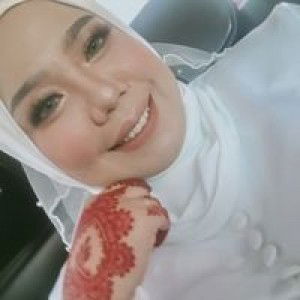 Nur Fazira profile icon