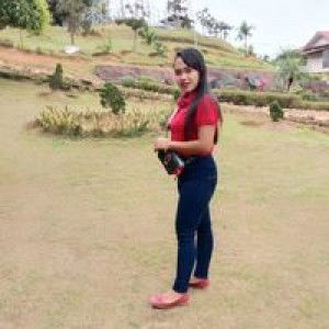 Rina Abriena profile icon