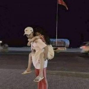 Nhi Linh profile icon