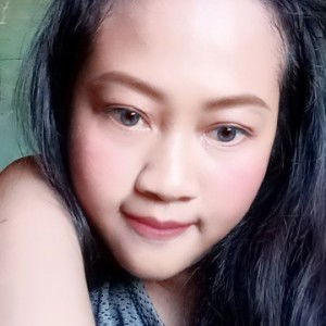 Fitri Ariyani profile icon