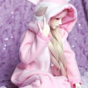 Dwi Retno profile icon