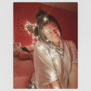 นิ้วก้อยยยย สนันทิญา profile icon