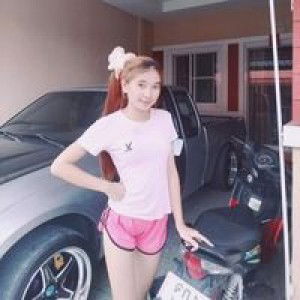 โบว์' วี่ profile icon