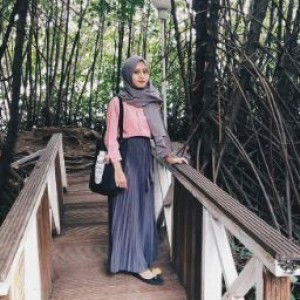 Erni oktania pratiwi profile icon