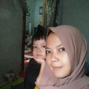 Lestari Cici Cici profile icon