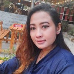 Putri Wulandaru profile icon