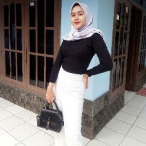 Lenni Oktaviani profile icon